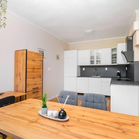 Spacious 2bd Near Ndk With Workspace By Flat Mаnager * Sófia