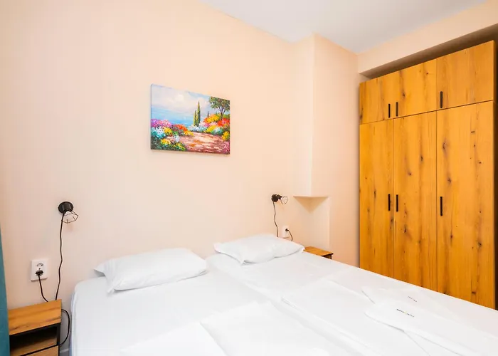 アパート Spacious 2bd Near Ndk With Workspace By Flat Mаnager