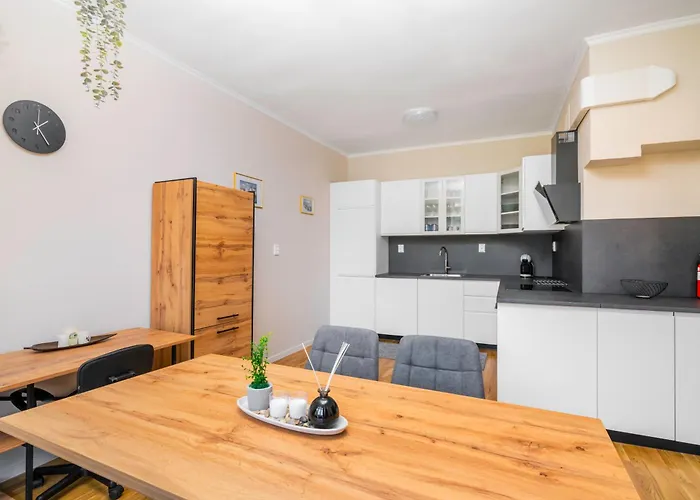 Spacious 2bd Near Ndk With Workspace By Flat Mаnager * Sofia